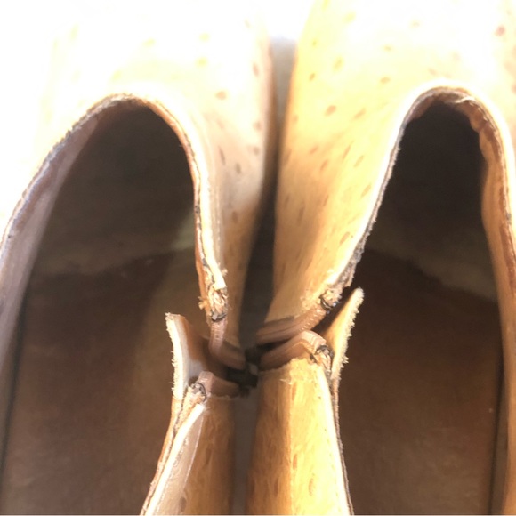 UGG Genuine Ostrich Leather Nude Wedge Heel Bootie Size 7 - Picture 7 of 8